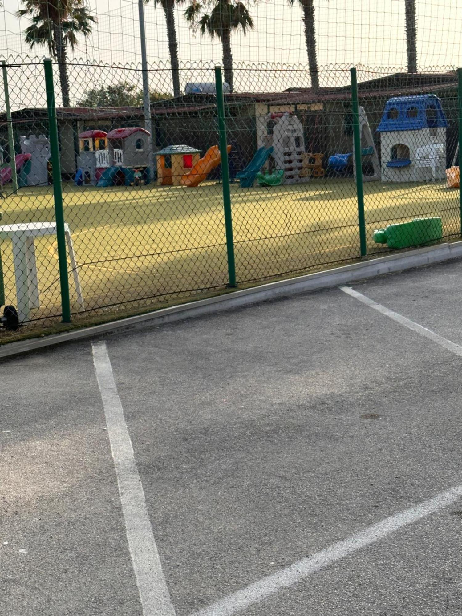 Villaggio Turistico La Baia Degli Angeli Margherita Di Savoia Bagian luar foto