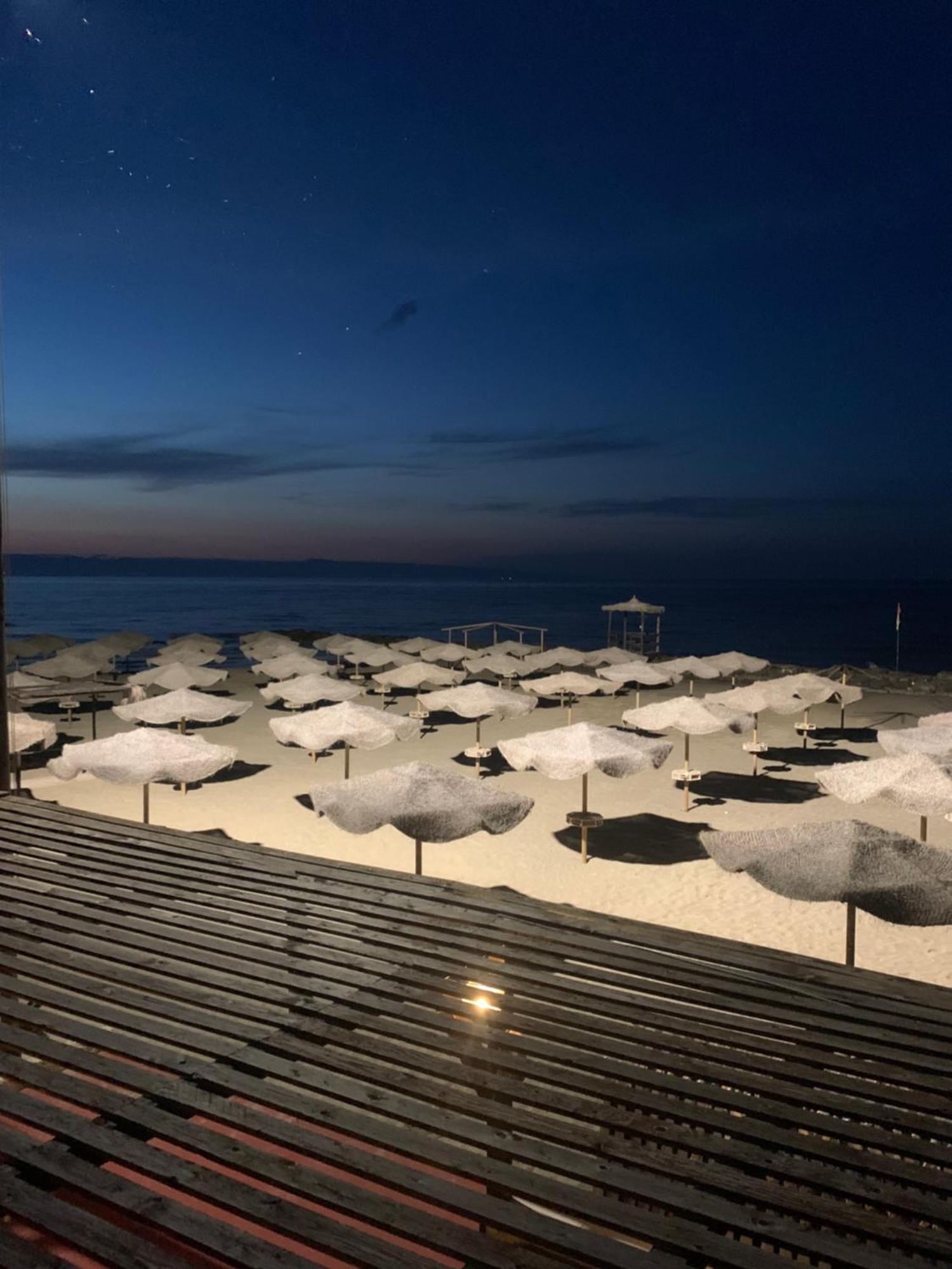 Villaggio Turistico La Baia Degli Angeli Margherita Di Savoia Bagian luar foto